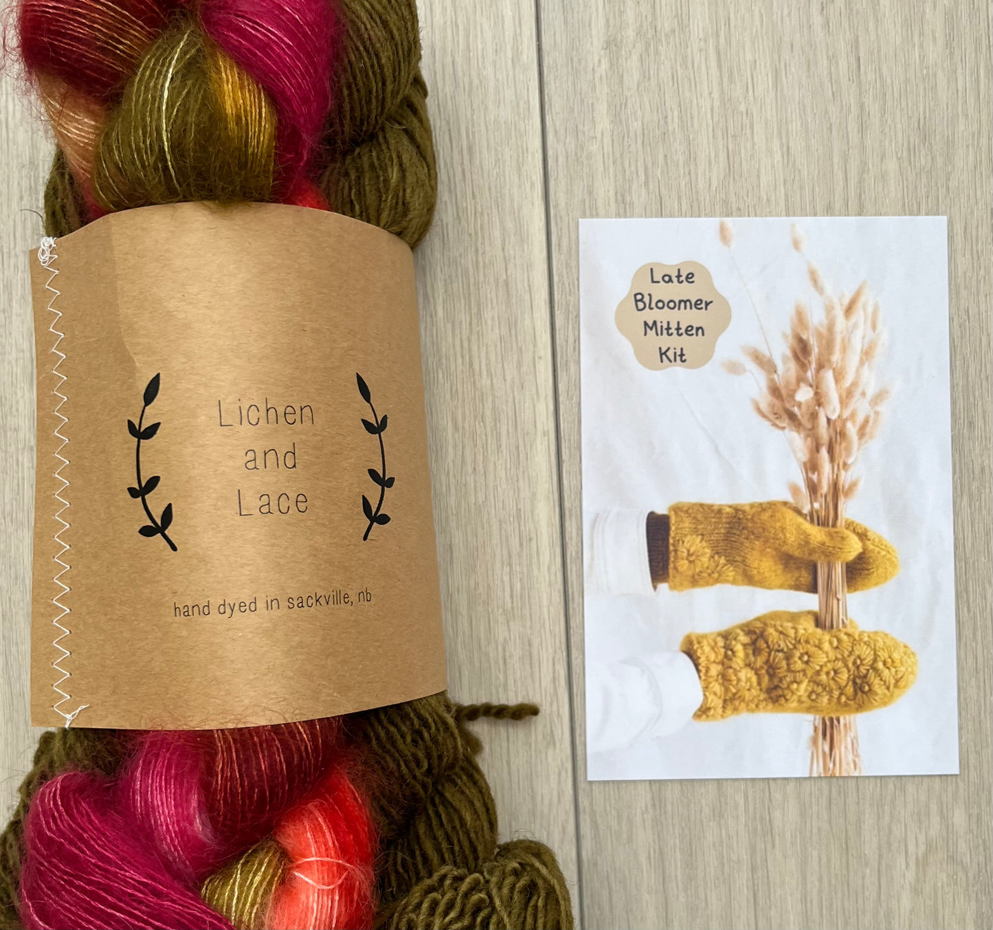 Lichen and Lace X Kristin Ledgett Late Bloomer 手袋手編みキット
