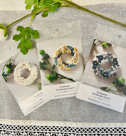 k.omono hanabatake wreath brooch embroidery kit