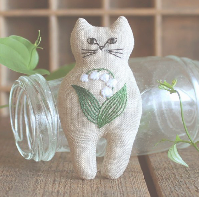 NEKOGAO ブローチ 刺繍キット