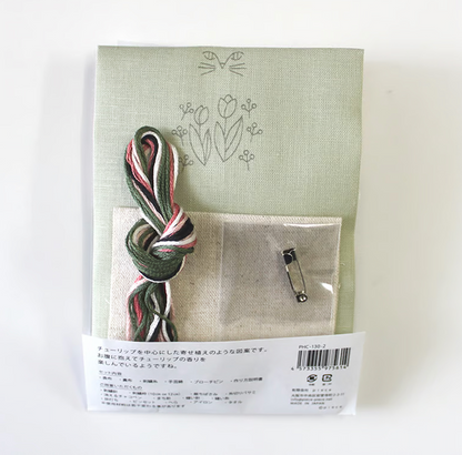 NEKOGAO ブローチ 刺繍キット