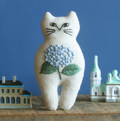 NEKOGAO ブローチ 刺繍キット