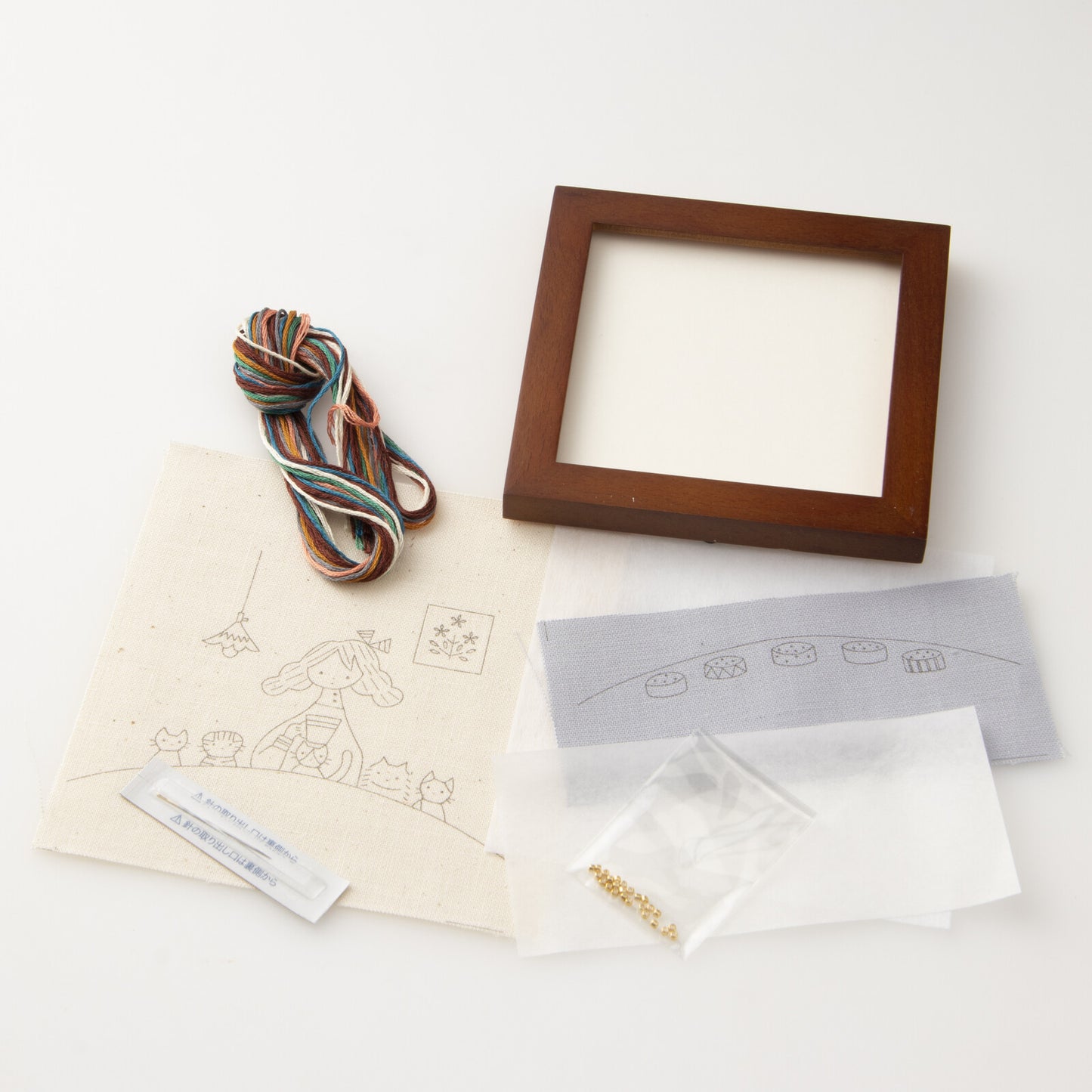 COSMO コスモ ねこと暮らす毎日 刺しゅうキット　