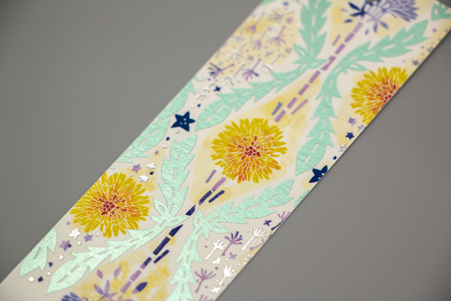 MISUZU UTA Stars and Dandelions bookmark